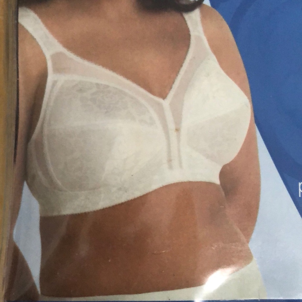 2 Playtex bras